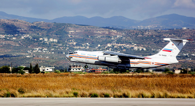 An emergency IL-76 takes off from the Latakia airport, 2013. Source: Andrey Stenin/RIA Novosti