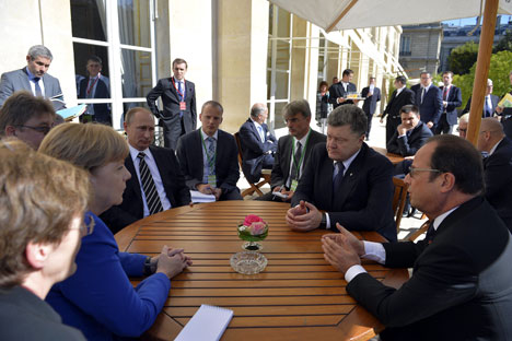 La rencontre sur le règlement en Ukraine le 2 octobre 2015 à Paris.