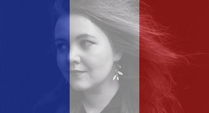 Una foto profilo di Facebook con la bandiera francese.