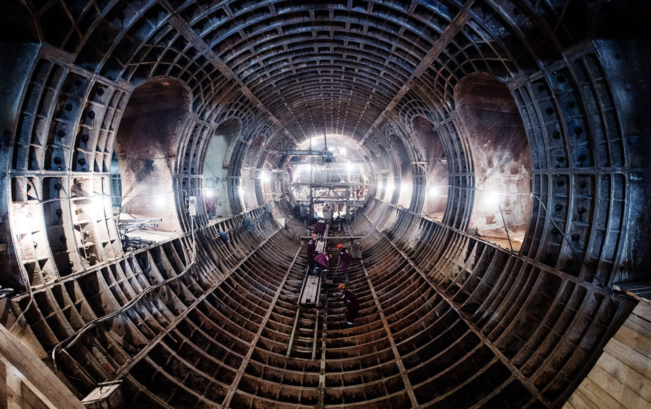 Workers at the construction site of the Fonvizinskaya station on the Lyublinsko-Dmitrovskaya Line of the Moscow Metro.