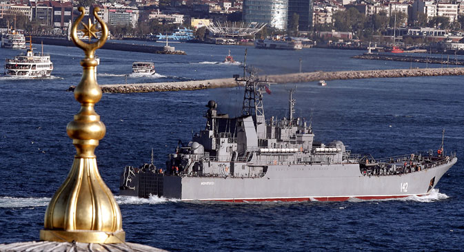 The Russian Navy Landing Ship Novocherkassk passes the Bosphorus Strait in Istanbul, Sept. 5,  2013. 