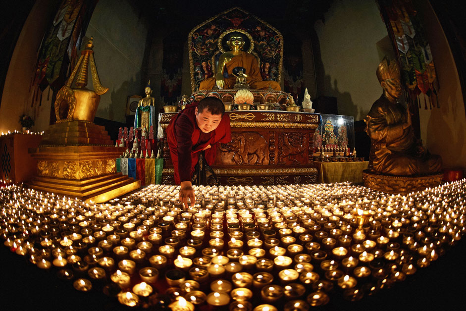 1,000 Buddhist candles in St. Petersburg Russia Beyond
