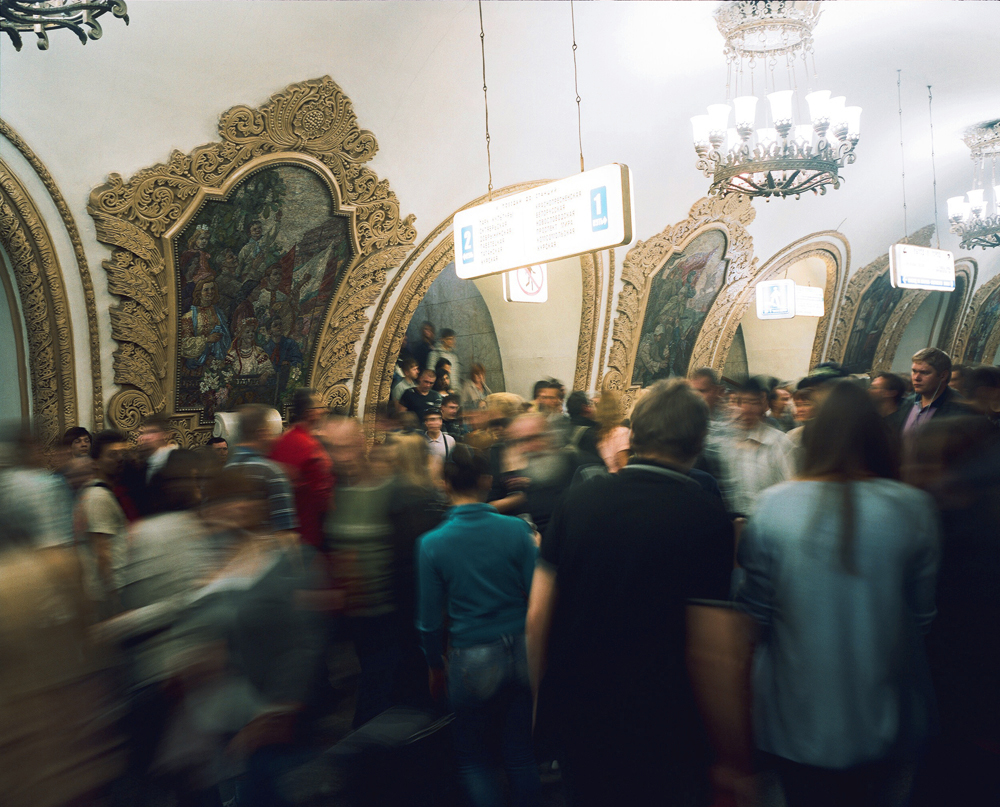 „In der Moskauer Metro kommt diese Vielfalt an einem Ort zusammen. In der Rush-Hour bist du plötzlich von tausenden Menschen umgeben.“