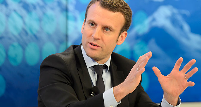 Minister Emmanuel Macron.