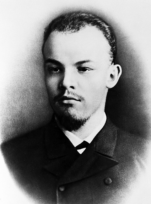 Vladimir Lenin durante il suo percorso di studi all’Università Statale di Sal Pietroburgo