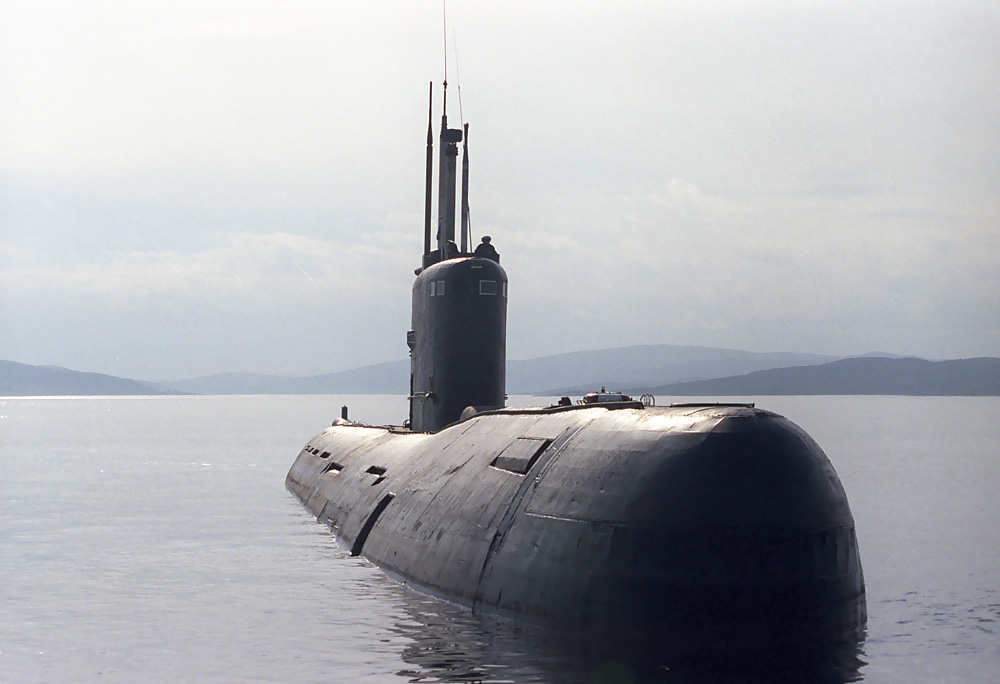 Подморница од проектот 636 „Варшавјанка“ на руската Северна флота во Баренцовото море. 