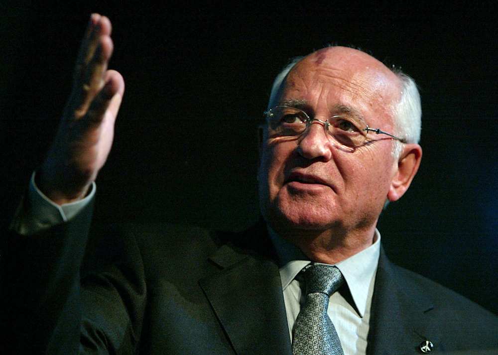 Bertindak sebagai mantan Pemimpin Soviet, Mikhail Gorbachev berbicara selama menyampaikan kuliah di London, Kamis, 23 September 2014. Gorbachev mengunjungi Inggris dalam menduking Program WMD Awareness, jaringan non-pemerintahan yang bertujuan memerangi proliferasi senjata pemusnah massal.