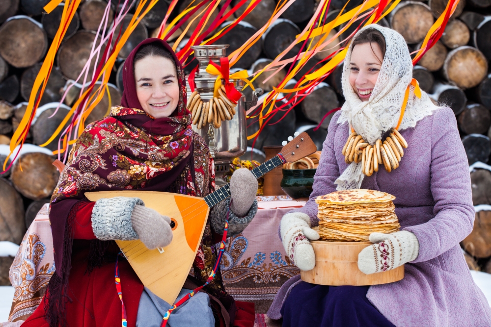 Los rusos celebran una de sus fiestas más apreciadas, que da paso a la primavera.