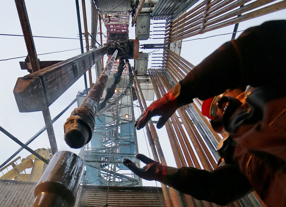 Rosneft menyebutkan kapasitas produksi minyak mentah utama kilang minyak Tuban dapat mencapai 15 juta ton per tahun. 
