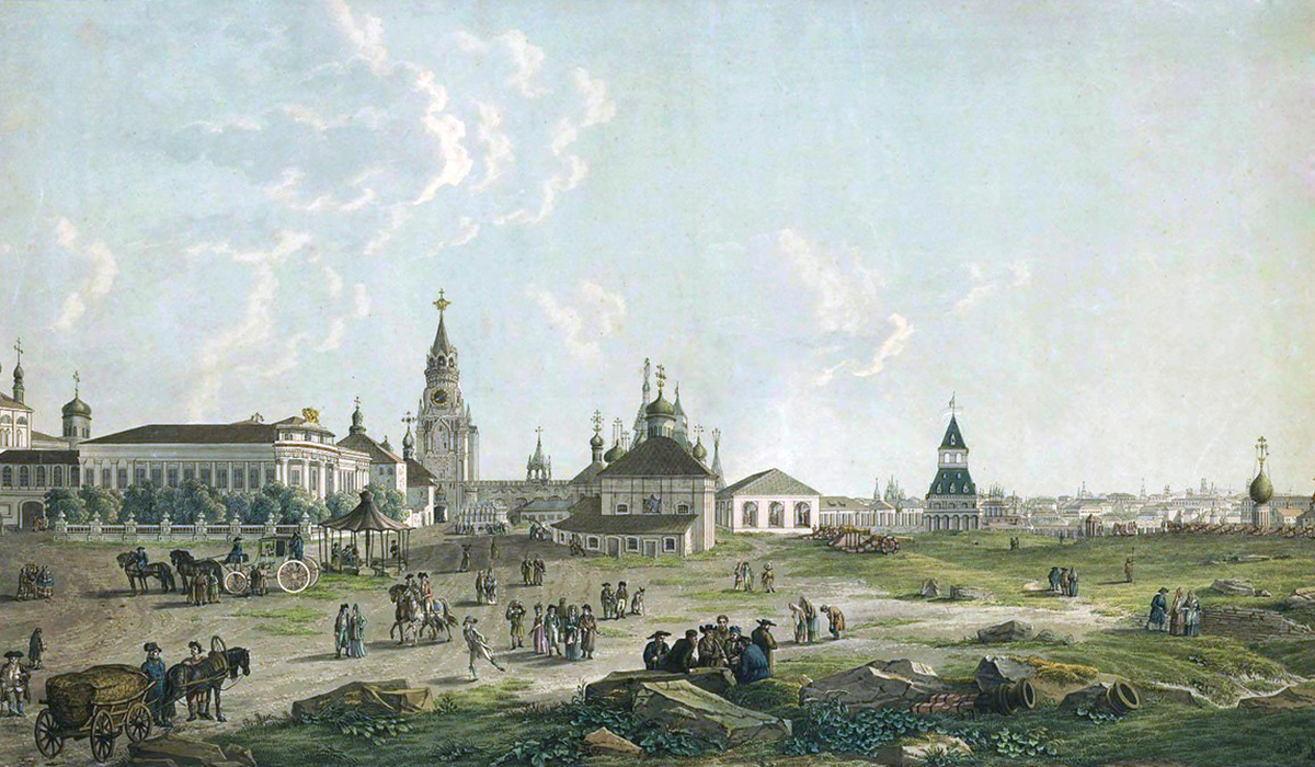 Veduta della torre Spasskaya, che fa parte del complesso del Cremlino. Costruita dall’architetto Pietro Antonio Solari, la torre è presente ancora oggi