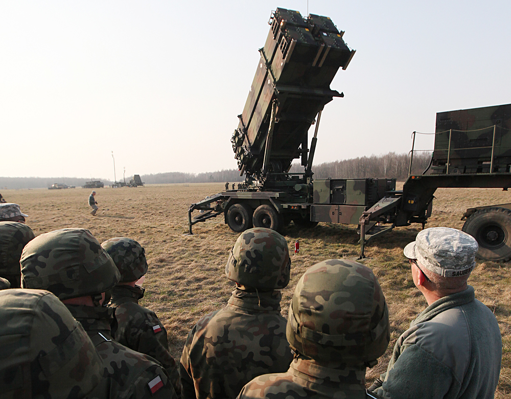 Tentara AS sedang mengadakan latihan di Sochaczew, Poland, pada 21 Maret 2015.