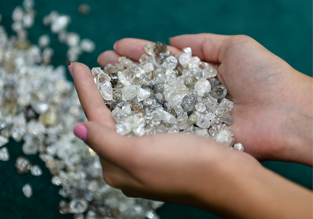 India is interested in Russian experience in extracting diamonds. Source: Yuri Smityuk/TASS