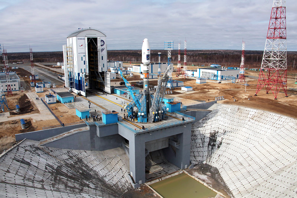 A Soyuz-2.1a rocket booster being installed on a launch pad at the Vostochny cosmodrome. The launch of the rocket carrying three satellites Lomonosov, SamSat-218, and Aist-2D is scheduled for April 27, 2016. 