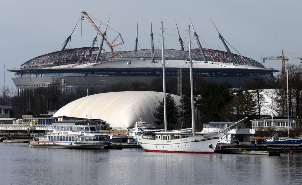 Stadion Zenit-Arena ketika masih dalam proses konstruksi.