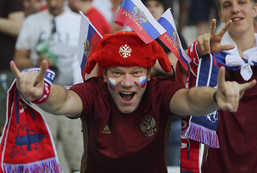 Sind die gewaltbereiten Fußballfans Marionetten von Wladimir Putin?