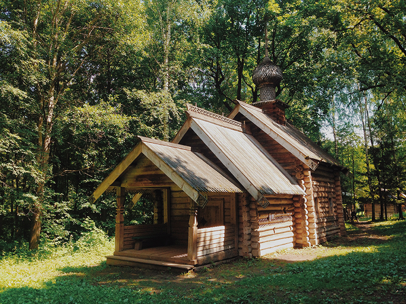 Ден 2. Добре дошли в Шчолоковски Хутор, етнографски музей на открито, където може да откриете примери за руска дървена архитектура от 17-20 век.