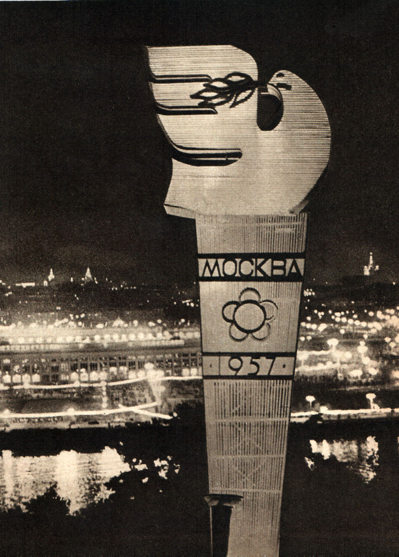 Era la prima volta che l’Unione Sovietica organizzava un evento colossale come questo