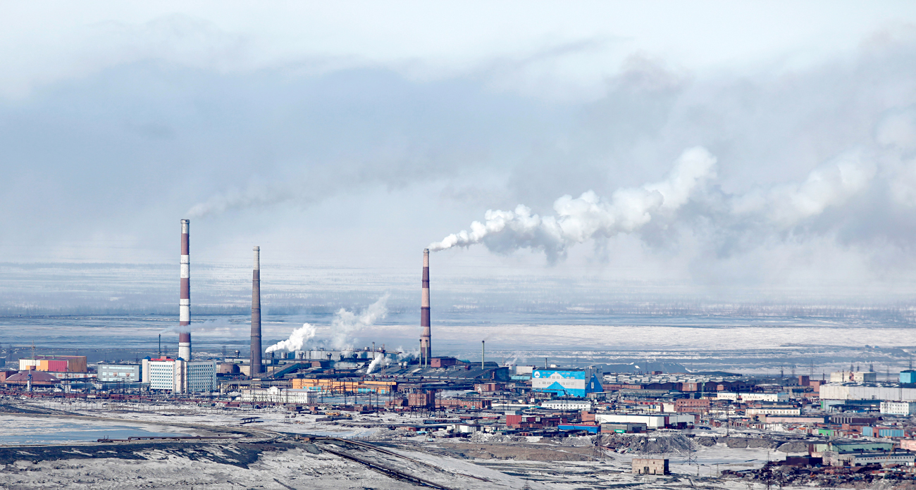 A general view is seen of Norilsk Nickel's copper plant in Russia's Arctic city of Norilsk, April 16, 2010. More than a quarter of the 210,000 people living in and around the city work for Norilsk Nikel, a $38 billion company mining a fifth of the world's nickel and more than half of its palladium, a metal used in car exhausts and jewellery.