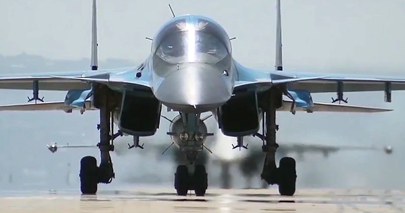 シリアのフメイミム空軍基地、ロシアの爆撃機＝