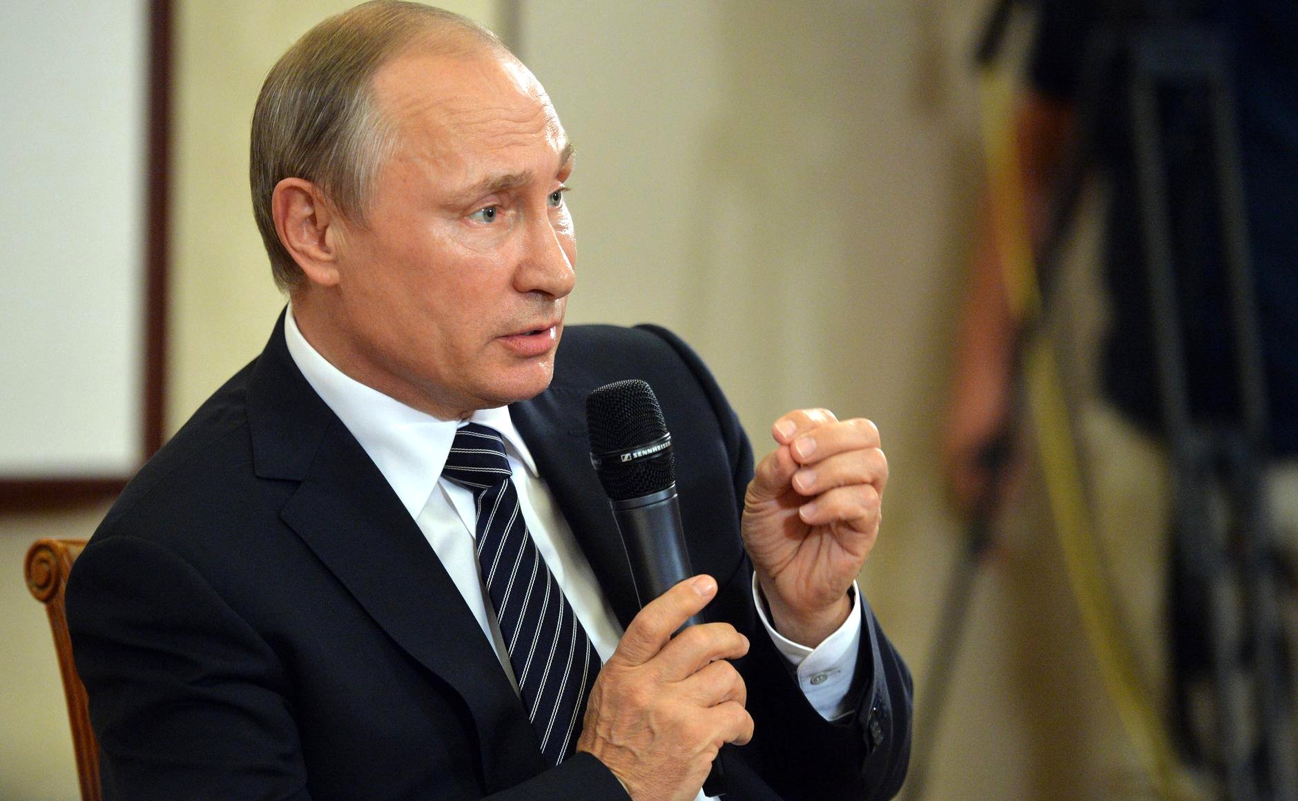 "Rusia kini hanya akan bergerak maju dan tumbuh lebih kuat," kata Presiden Rusia Vladimir Putin.