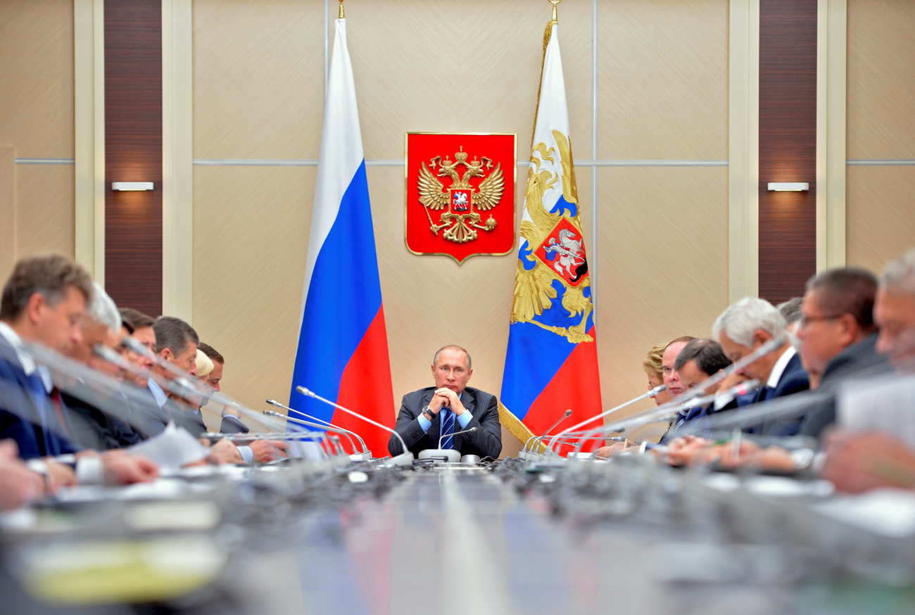 Претседателот на Русија Владимир Путин претседава со состанокот на Советот за стратешки развој и приоритетни проекти во државната резиденција во Ново Огарјово недалеку од Москва, Русија.