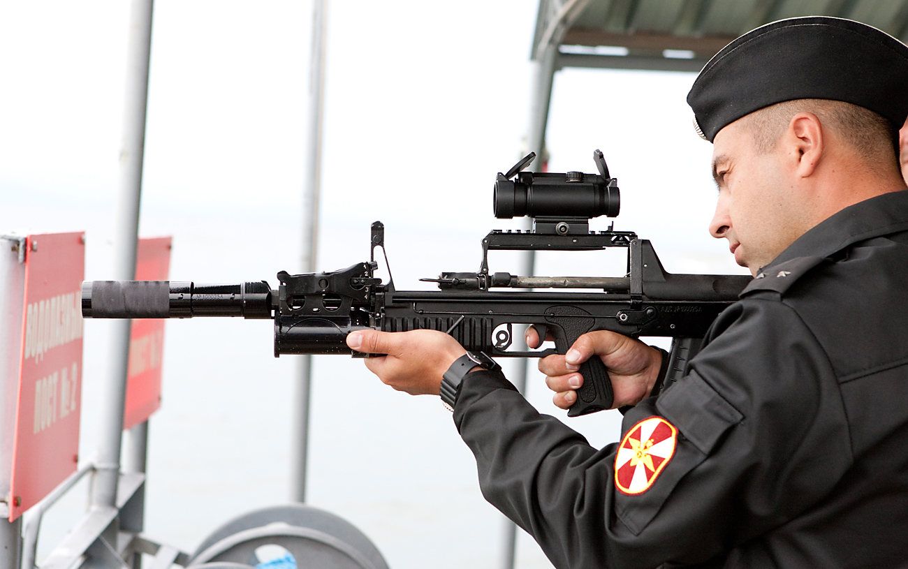 Sessão de treinamento com rifles ADS em Severobaikalsk, na Buriátia