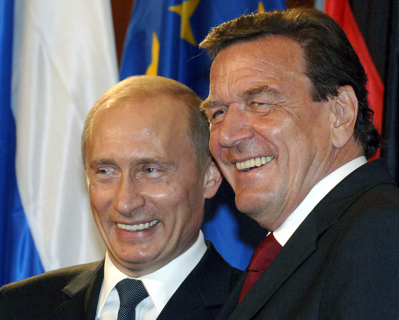 Wladimir Putin und Gerhard Schröder. 