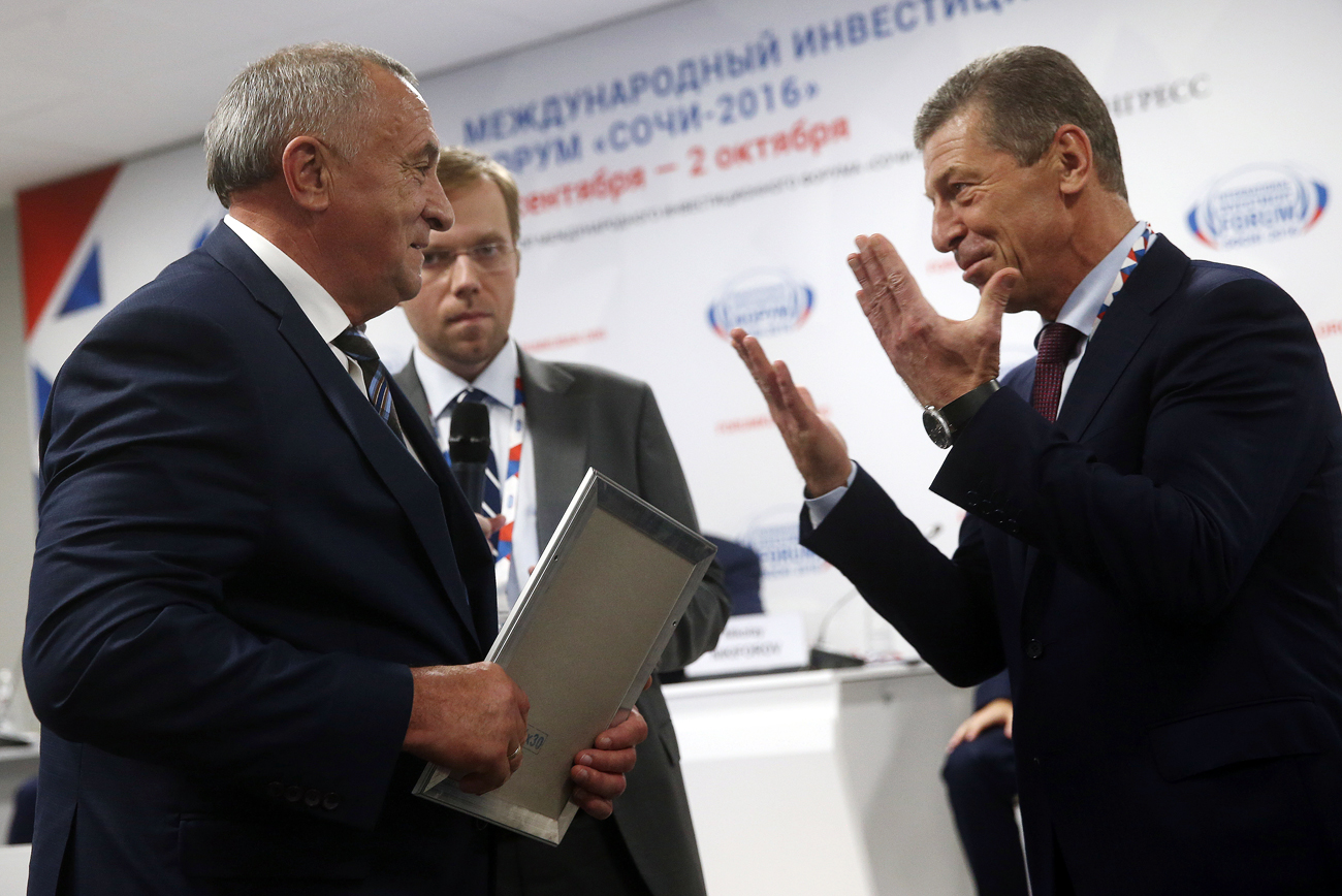 Russia Attracted $11 bln at the Sochi Investment Forum. Photo: Russian Deputy Prime Minister Dmitry Kozak (R) at the 2016 Sochi International Investment Forum.