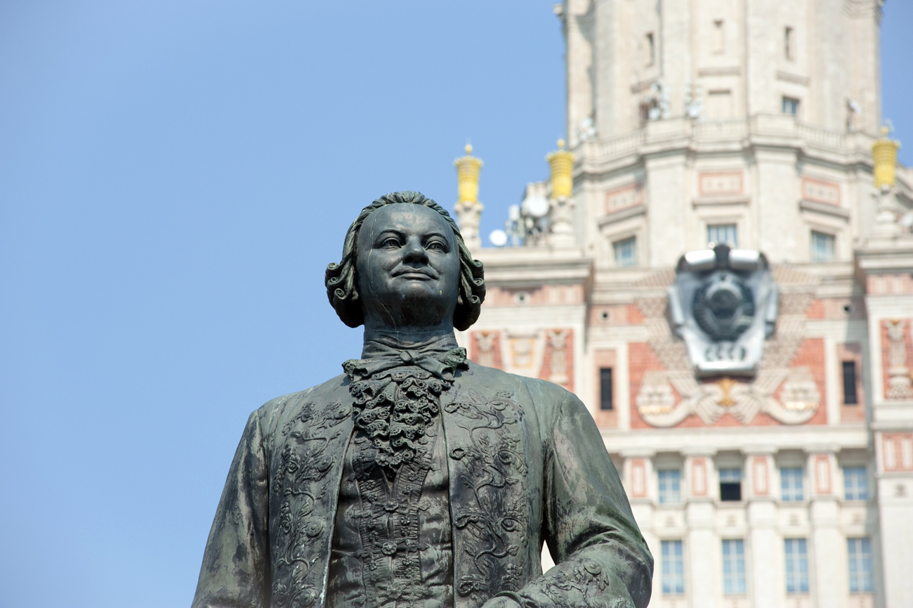A monument to Mikhail Lomonosov near the main building of the Moscow State University.