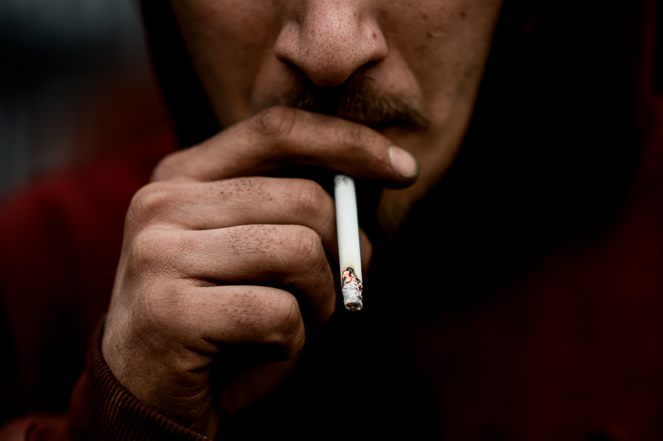 Jumlah perokok di Rusia semakin berkurang.
