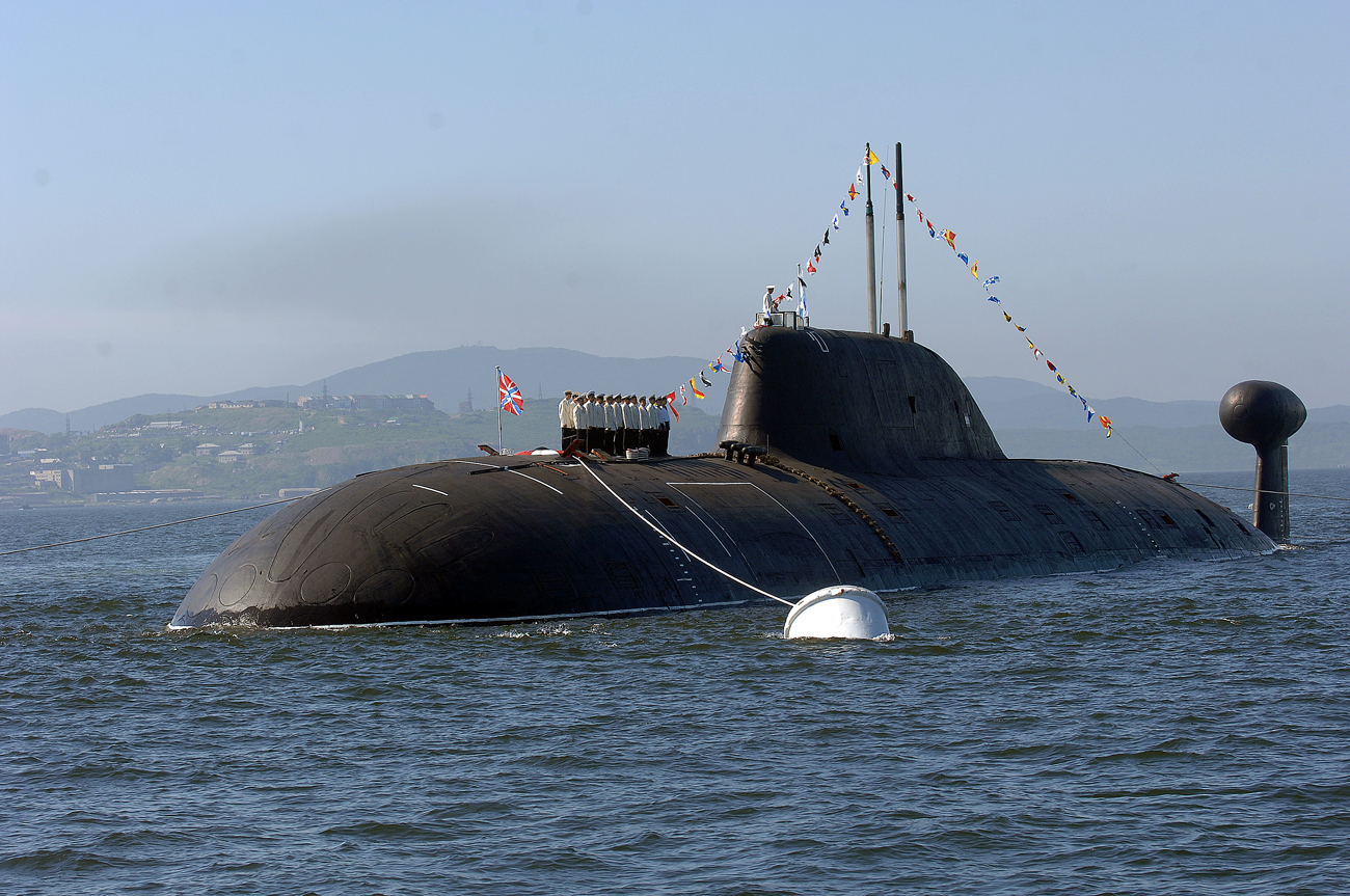 A picture of a Project 971 Shchuka-B type (NATO reporting name "Akula") nuclear-powered attack submarine, a similar to the Russian submarine K-152 Nerpa, a 9140 tonne Project 971 Shchuka-B type nuclear-powered attack submarine, on board of which at least 20 Russians choked to death on poisonous gas in an accident