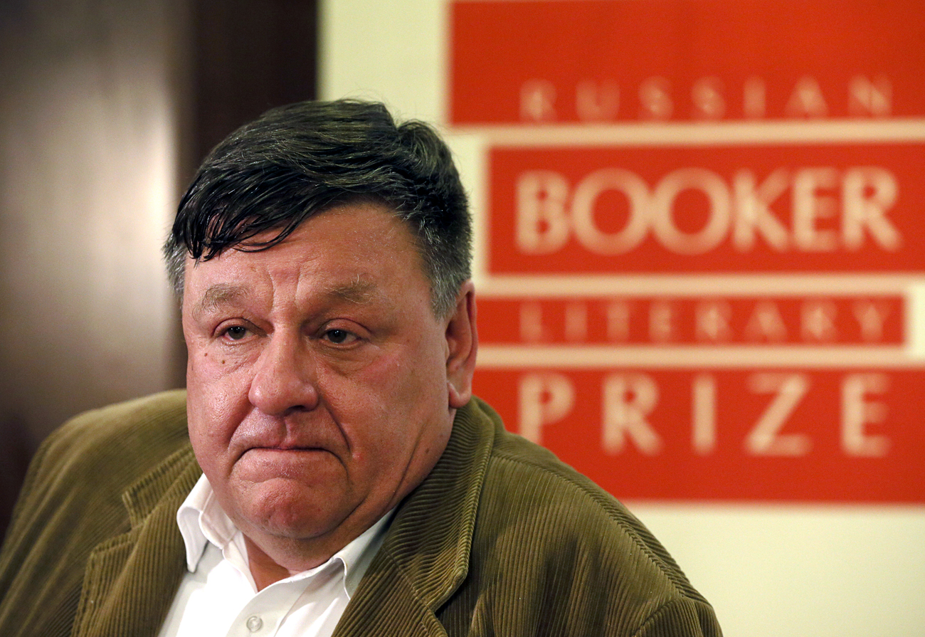 Peter Aleshkovsky, the winner of the 2016 Russian Booker prize, speaks at a press conference in Moscow.