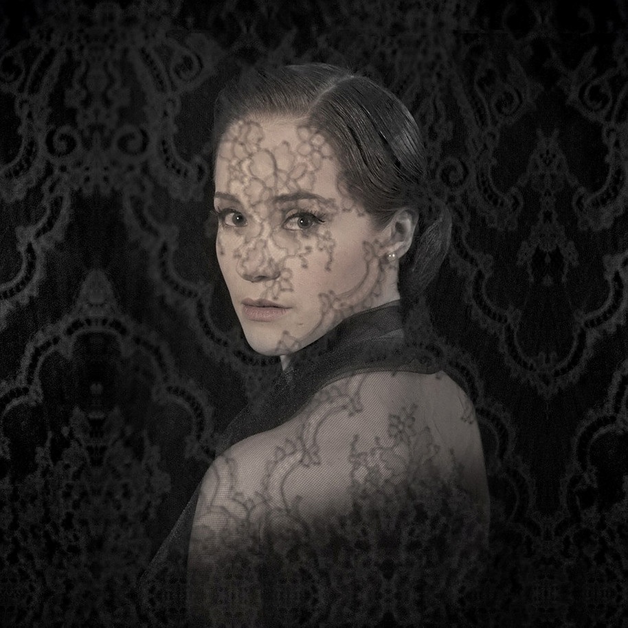 Olga Lerman as Anna Karenina. 