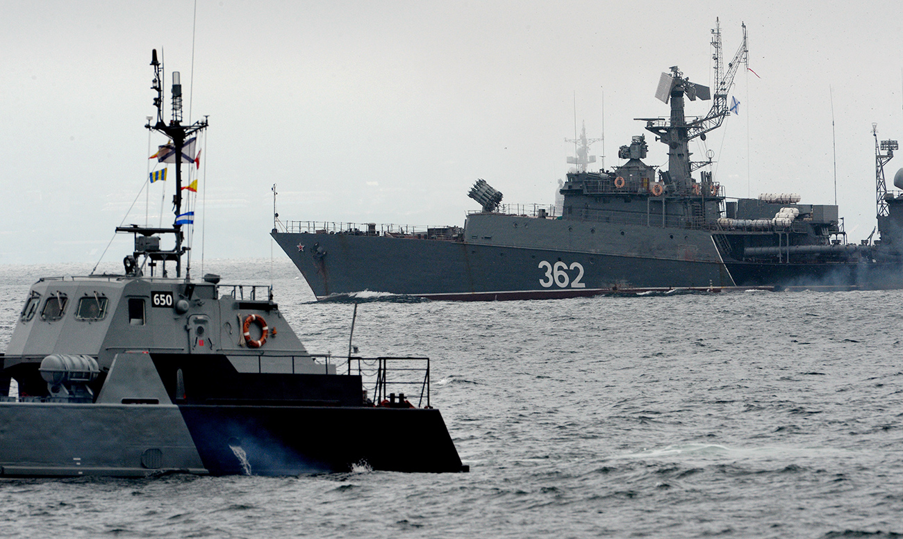 Бродови на Тихоокеанската флота на РФ во близина на Владивосток, Приморска област, Русија