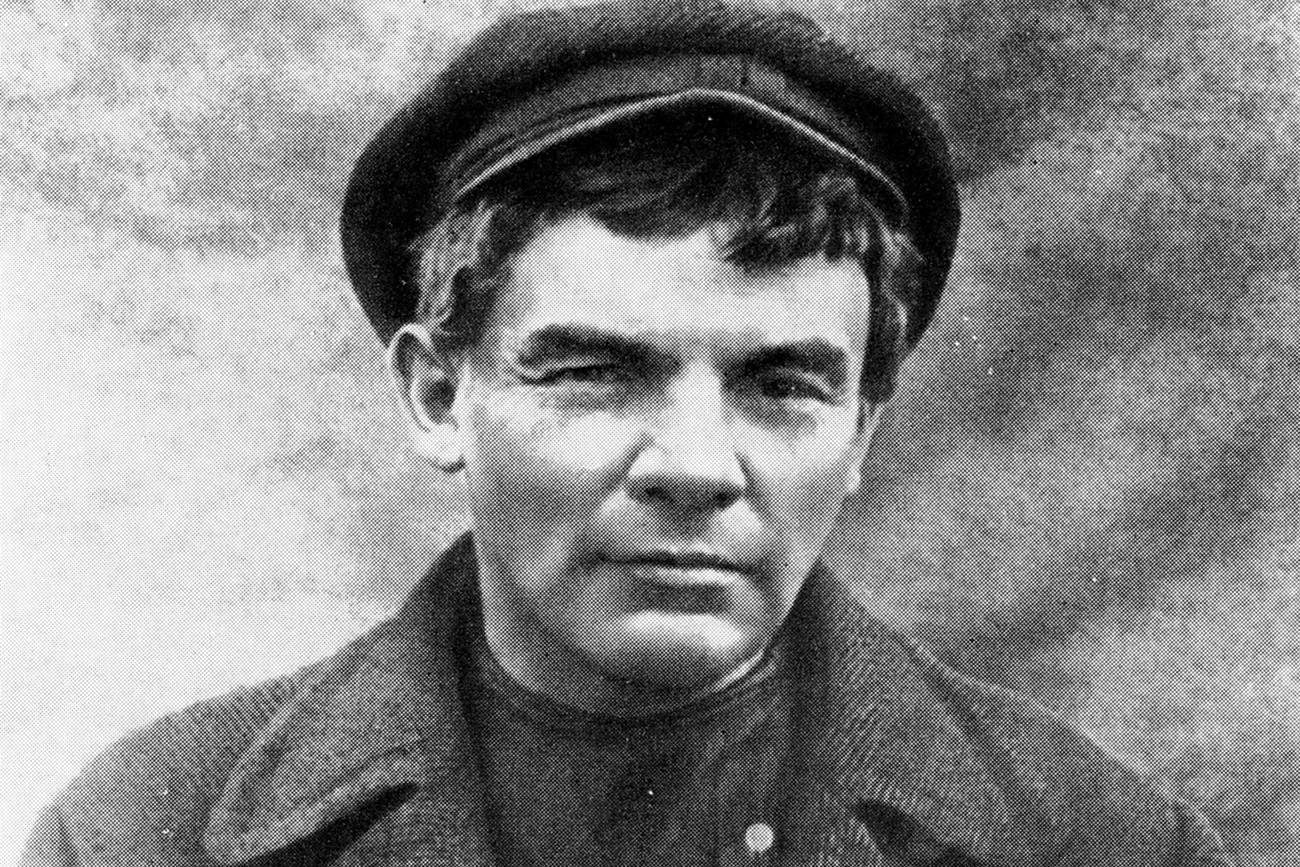 Vladímir Lenin, agosto de 1917.