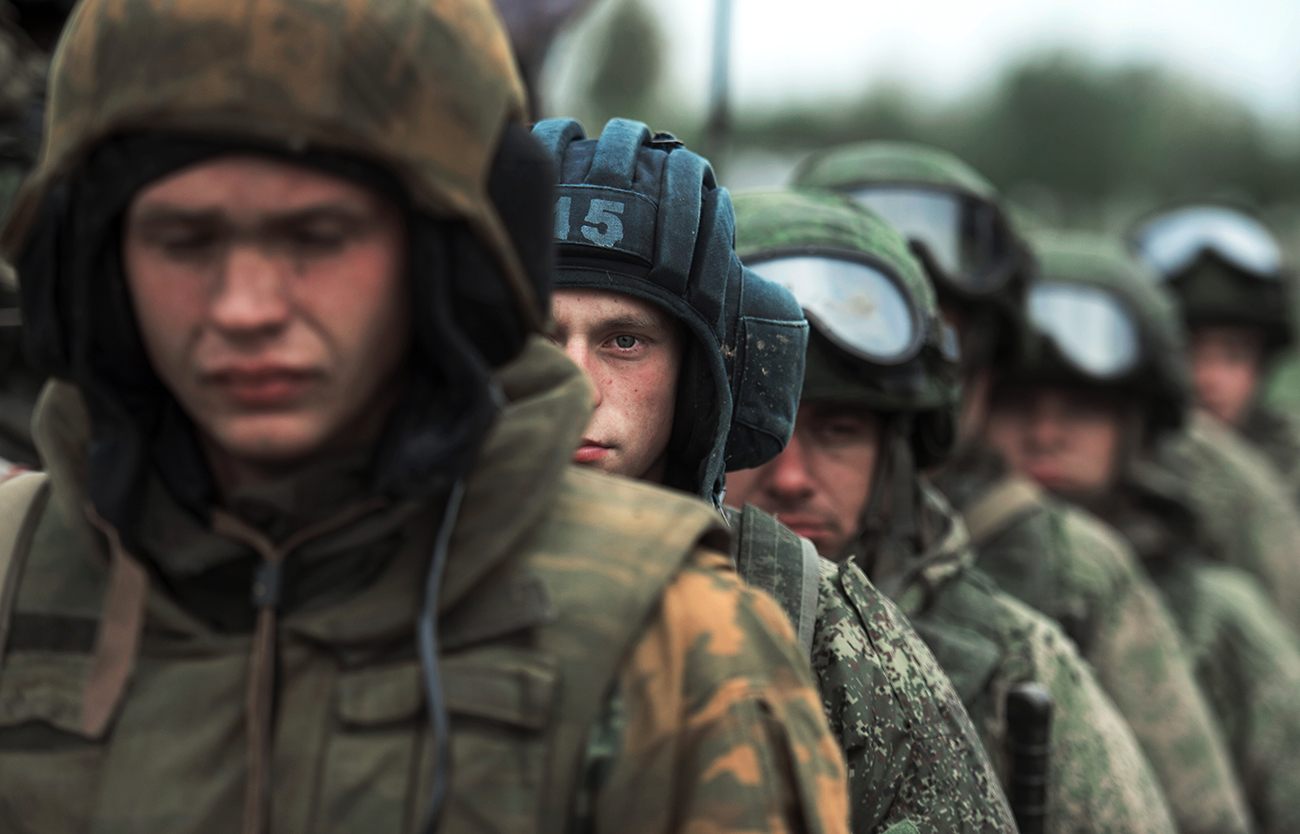 "El despliegue de nuevas unidades de las tropas de infantería en Rusia y en las islas Kuriles requiere personal adicional."