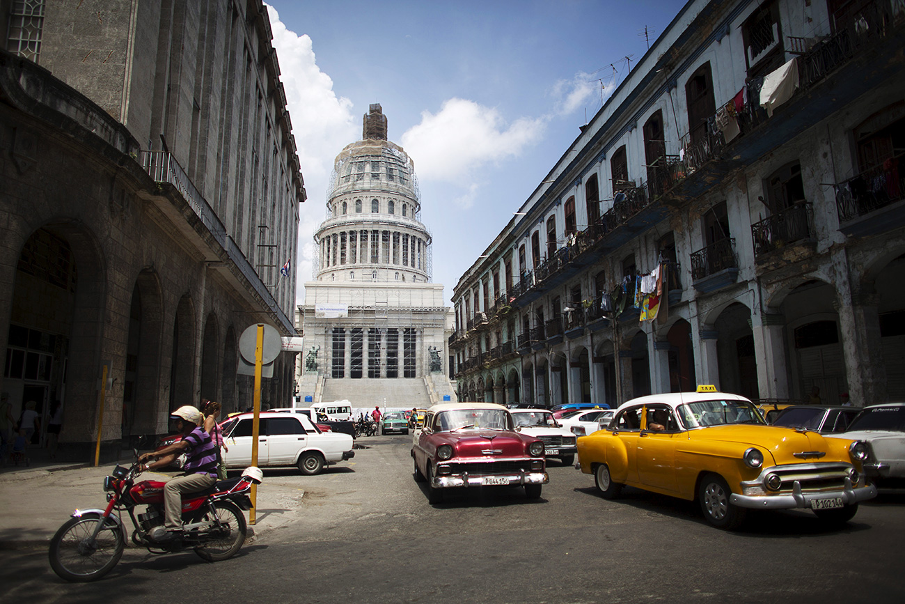 Orçamento federal da Rússia será usado para reforma da camada dourada do Capitólio de Havana.