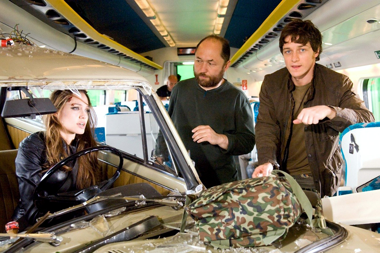 Angelina Jolie, Timur Bekmambetov and James McAvoy during the shooting of the movie 'Wanted'.