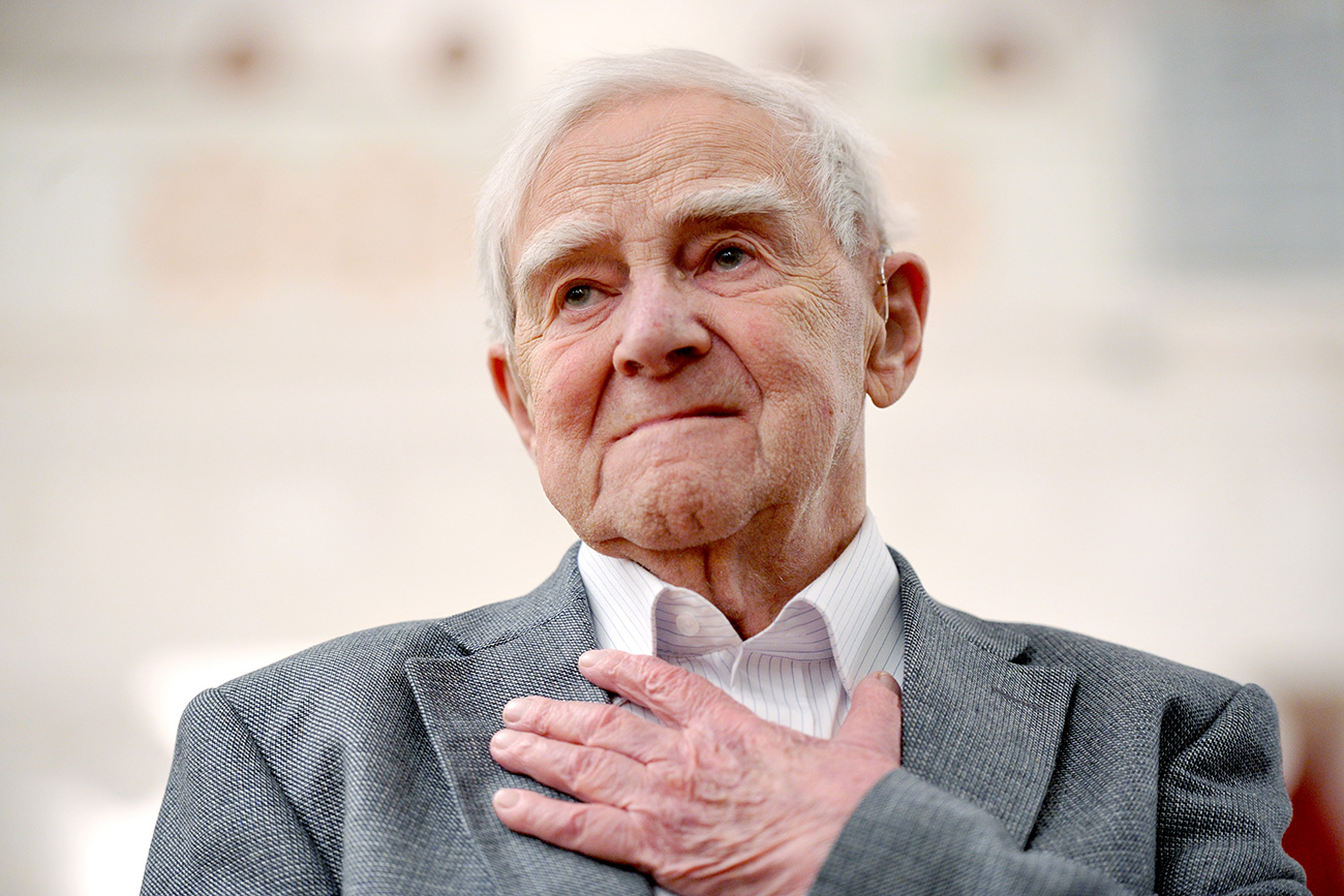 Der Schriftsteller Daniil Granin wurde 98 Jahr alt.