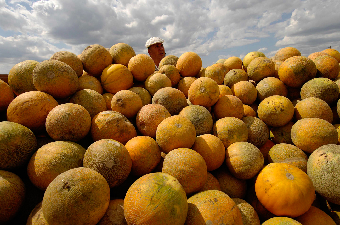 Russian with massive love melons