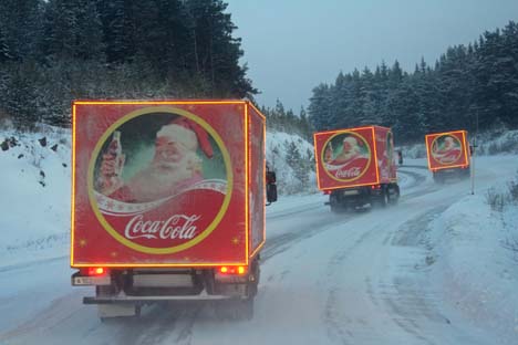 Caminhões da Coca-Cola: empresa quer manter força de sua marca na paisagem russa Foto: RIA Nóvosti