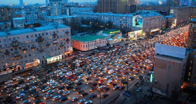 Moscow’s Garden Ring often stands idle during daily rush-hour trafficPhoto by: Frederick Bernas, Flickr.com