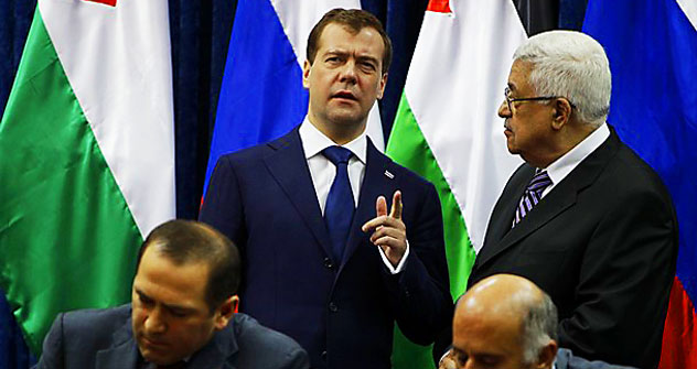 Dmitry Medvedev and Mahmud Abbas in Jericho. Source: Reuters/Vostock Photo