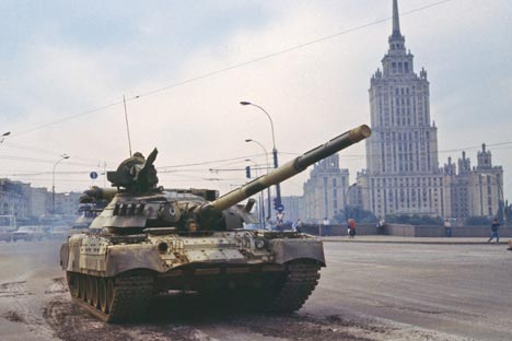 Entre el 19 y el 21 de agosto de 1991, un grupo de altos dirigentes de la URSS organizó y ejecutó un golpe de Estado que intentó acabar con la ‘perestroika’. Foto de Itar-Tass