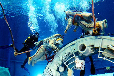 Star quality: a crew trains on a submerged model of the ISS in the giant pool at Star City. Source: RIA Novosti