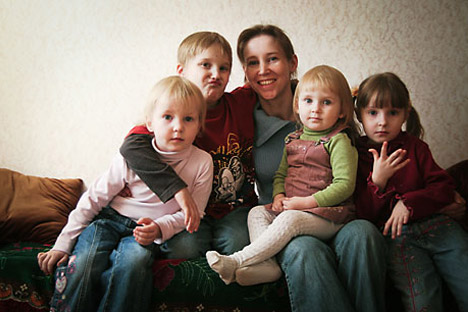 The Vorontsov family has four chldren, a rarity in Russia. Photo by Julia Vishnevets