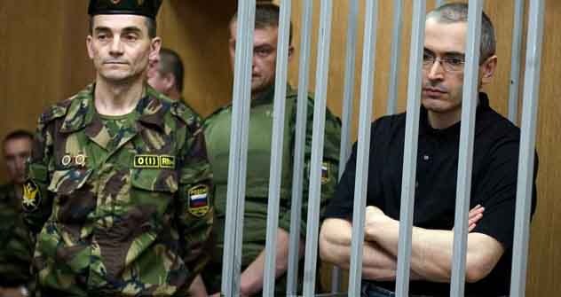 6 Jahre hat es gedauert, bis Amnesty Chodorkowski und Lebedew als politische Gefangene eingestuft hat. Foto: Getty Images/Fotobank