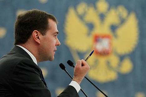 Russia's outgoing President  Dmitry Medvedev is going to come up with new policy roadmap to withstand the corruption. Source: Reuters 