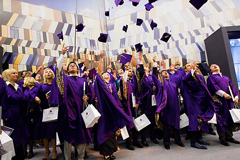 Graduates of Skolkovo MBA school celebrate their big day