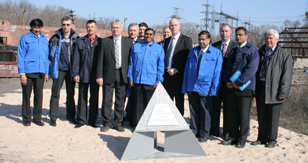 Indian and Russian partners lay the foundation stone for a new production facility for the production of silicon carbide. April, 2011.  Photo from personal archives